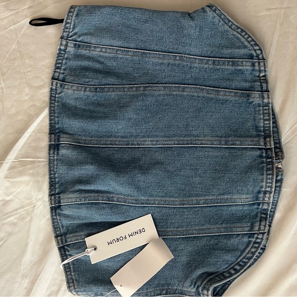 Aritzia Denim Forum 90’s Debbie denim tube top - Picture 2 of 4
